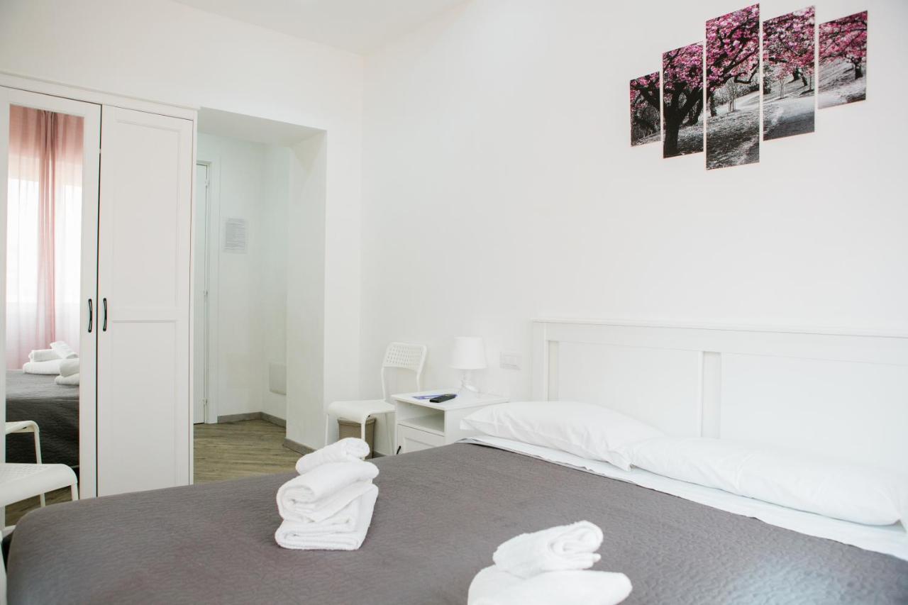 Kennedy 54 Hotel Alghero Bagian luar foto